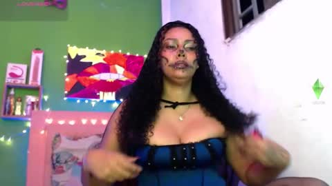 Snapshot of katherincastillo chatting on 1, 11, 2025 katherin online show from 1, 11, 2025