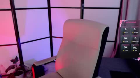 Snapshot of katherine_reinhart chatting on 27, 11, 2025 katherine_reinhart online show from 27, 11, 2025