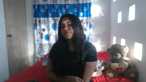 Snapshot of kathiie_ chatting on 18, 1, 2025 K A T H I E online show from 18, 1, 2025