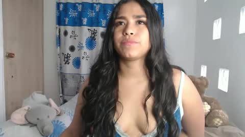 Snapshot of kathiie_ chatting on 25, 1, 2025 K A T H I E online show from 25, 1, 2025