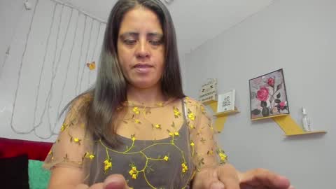 Paola online show from 7, 2, 2025
