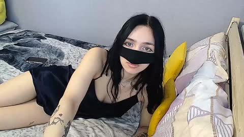 KathrineBerry online show from 8, 2, 2025