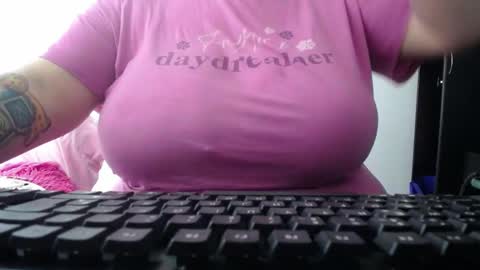 kathybigboobsbbw_ online show from 20, 12, 2024