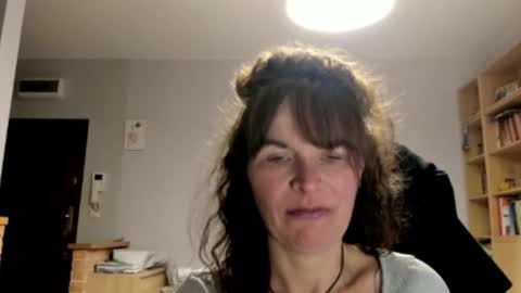 Snapshot of kathysky40 chatting on 15, 12, 2025 KATHY online show from 15, 12, 2025