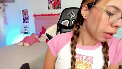 Snapshot of kathyy01 chatting on 17, 2, 2026 valentina online show from 17, 2, 2026