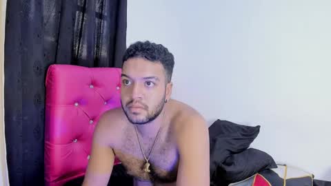 katalina y Daniel online show from 4, 1, 2025