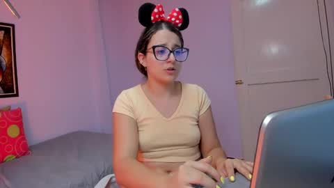 Khaterine online show from 2, 3, 2025