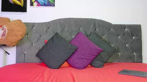 Katia  Rivas online show from 26, 11, 2025