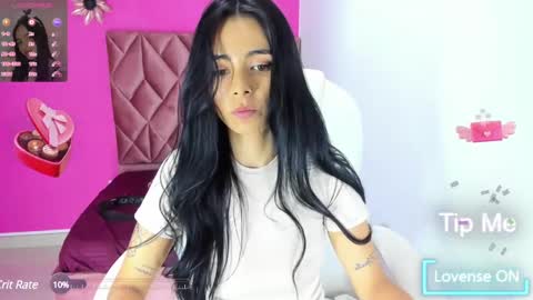 Snapshot of katia_sex25 chatting on 7, 3, 2025 Katia online show from 7, 3, 2025