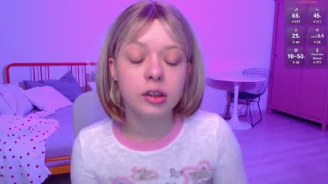 Snapshot of katie_deville chatting on 6, 12, 2024 Katie Deville online show from 6, 12, 2024