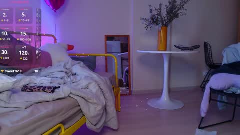 Snapshot of katie_deville chatting on 9, 3, 2025 Katie Deville online show from 9, 3, 2025