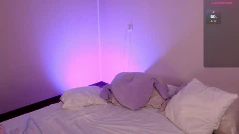 Snapshot of katie_deville chatting on 23, 9, 2025 Katie Deville online show from 23, 9, 2025