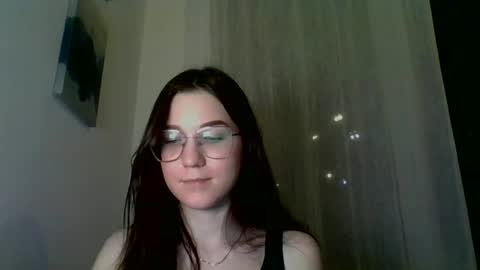 Snapshot of katie_foxi chatting on 6, 3, 2025 katie_foxi online show from 6, 3, 2025