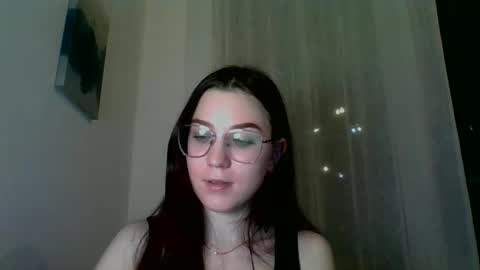 Snapshot of katie_foxi chatting on 7, 3, 2025 katie_foxi online show from 7, 3, 2025