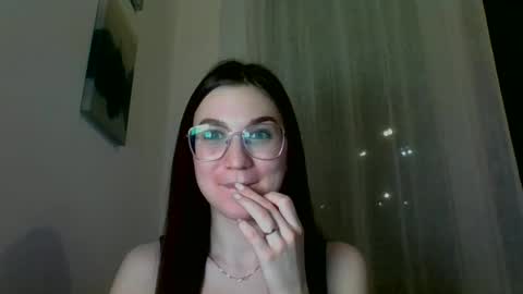 Snapshot of katie_foxi chatting on 12, 3, 2025 katie_foxi online show from 12, 3, 2025