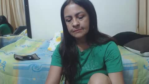 Snapshot of katiehotx chatting on 22, 12, 2024 katie online show from 22, 12, 2024