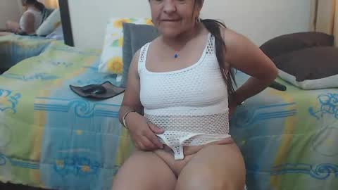Snapshot of katiehotx chatting on 23, 12, 2024 katie online show from 23, 12, 2024