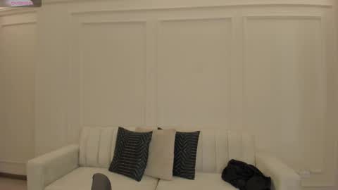 Kate Stonne online show from 20, 2, 2026