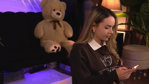 KatJolie online show from 23, 3, 2026