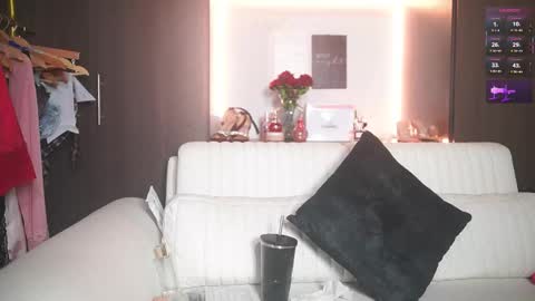 K A T L Y N  online show from 24, 2, 2026