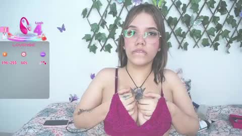 Snapshot of katlynvibe chatting on 24, 3, 2026 KATLYN online show from 24, 3, 2026