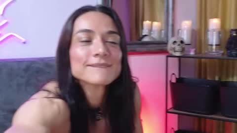 Katrin online show from 12, 9, 2025