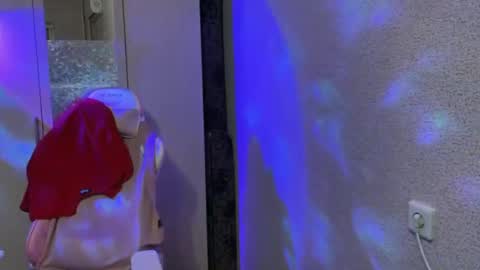 Snapshot of katrin_kristal chatting on 27, 2, 2026 naked in pvt show 100 tk online show from 27, 2, 2026