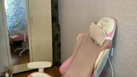 Snapshot of katrin_kristal chatting on 16, 3, 2026 naked in pvt show 100 tk online show from 16, 3, 2026