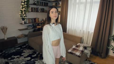 Kate Aurora online show from 27, 2, 2026