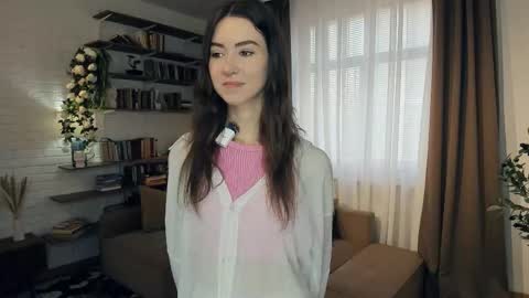 Kate Aurora online show from 11, 3, 2026