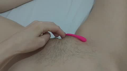 Snapshot of katrinna_arinna chatting on 11, 1, 2025 katrina dont forget to give me thumbs up online show from 11, 1, 2025