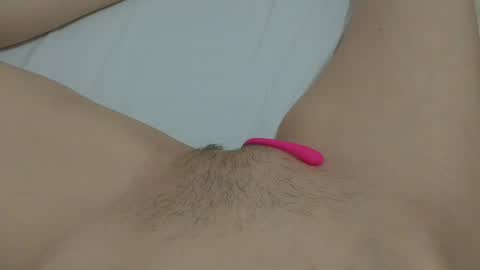 Snapshot of katrinna_arinna chatting on 12, 1, 2025 katrina dont forget to give me thumbs up online show from 12, 1, 2025