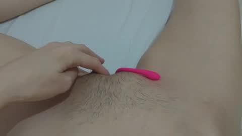 Snapshot of katrinna_arinna chatting on 14, 1, 2025 katrina dont forget to give me thumbs up online show from 14, 1, 2025