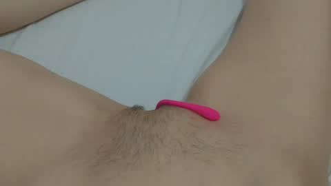 Snapshot of katrinna_arinna chatting on 19, 1, 2025 katrina dont forget to give me thumbs up online show from 19, 1, 2025