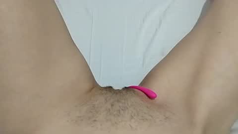 Snapshot of katrinna_arinna chatting on 3, 3, 2025 katrina dont forget to give me thumbs up online show from 3, 3, 2025