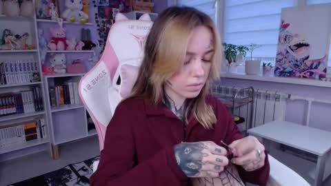 Snapshot of katrinwaifu chatting on 16, 10, 2025 Katrin online show from 16, 10, 2025