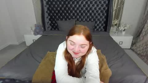 Snapshot of katty_rose8 chatting on 10, 10, 2025 Katty online show from 10, 10, 2025