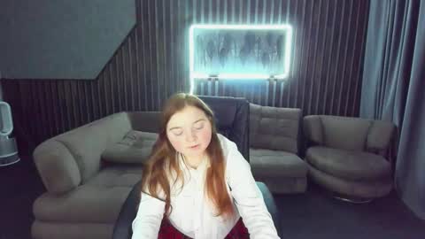 Snapshot of katty_rose8 chatting on 27, 10, 2025 Katty online show from 27, 10, 2025