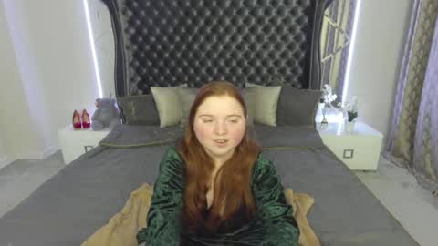 Snapshot of katty_rose8 chatting on 8, 11, 2025 Katty online show from 8, 11, 2025