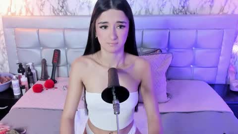 Snapshot of kattyskinnyy chatting on 7, 3, 2026 Katty online show from 7, 3, 2026