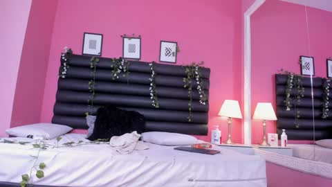 katy_contreras online show from 4, 1, 2025