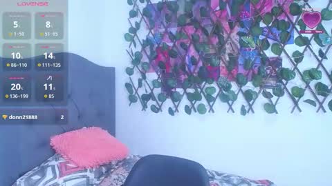 katy peach online show from 25, 9, 2025