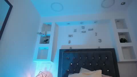 Snapshot of katy_van chatting on 9, 9, 2025 Katy Van online show from 9, 9, 2025