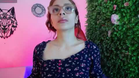 Snapshot of katy_van chatting on 17, 1, 2026 Katy Van online show from 17, 1, 2026