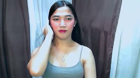 Snapshot of katya_ivelle chatting on 5, 10, 2025 Ur sweet katya online show from 5, 10, 2025