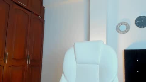 KATYAJHONSS online show from 21, 10, 2025