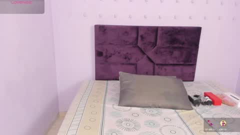 Snapshot of katybrowns chatting on 30, 12, 2024 KATY online show from 30, 12, 2024