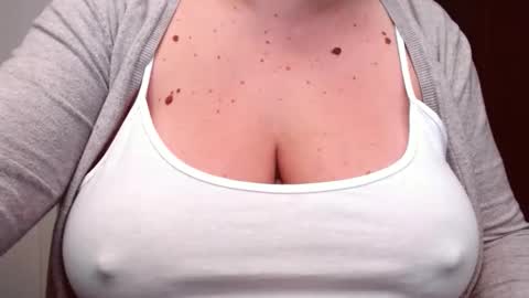 Snapshot of katynextdoor chatting on 16, 12, 2025 Katy online show from 16, 12, 2025