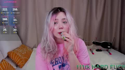 Yuki  online show from 23, 1, 2025