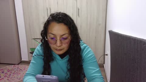  Khawit  online show from 3, 12, 2024